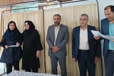 مراسم بزرگداشت روز پزشک وتجلیل از پزشکان و داروسازان محترم شاغل در شبکه بهداشت و درمان شهرستان لنجان