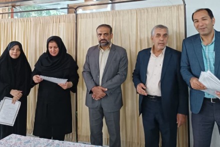 مراسم بزرگداشت روز پزشک وتجلیل از پزشکان و داروسازان محترم شاغل در شبکه بهداشت و درمان شهرستان لنجان