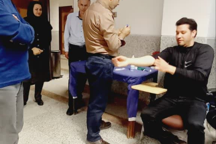 در راستای  پویش ملی غربالگری دیابت و فشارخون سال ۱۴۰۲  سه شنبه مورخ ۲۳ آبان نمونه گیری قند خون پرسنل در شبکه بهداشت انجام شد.